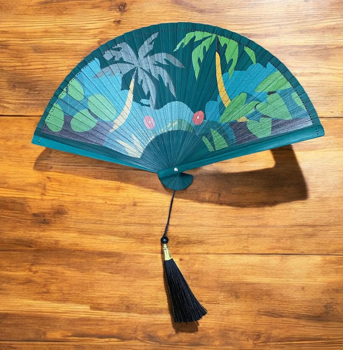 Discover the Perfect Eco-Friendly Gift: Customized Fans in Singapore